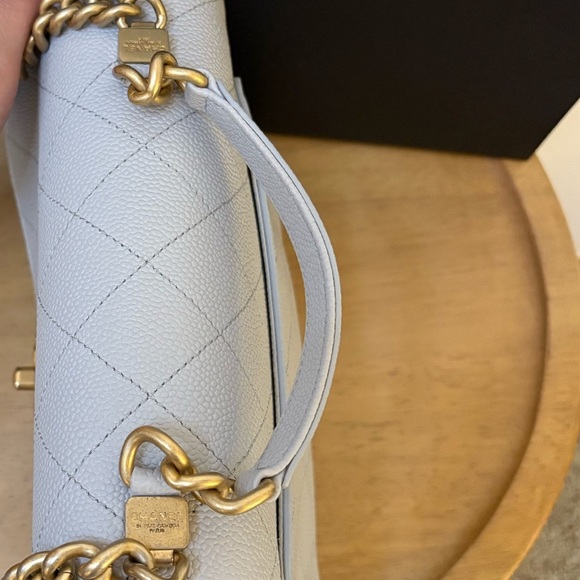 Chanel Chic Caviar Affinity Flap Bag - Picture 6 of 11